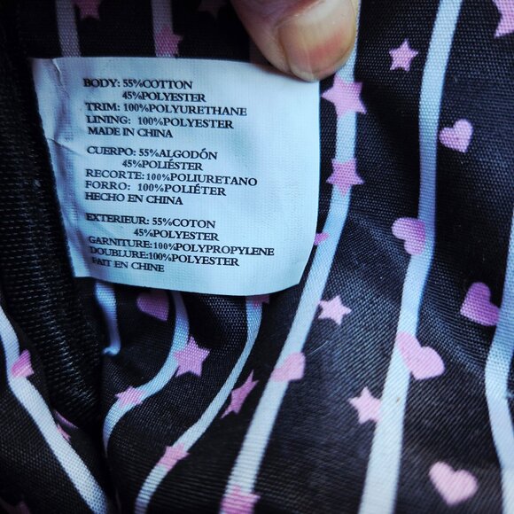 NWoT Luv Betsey Johnson Hearts Tie-Dye Graffiti Rainbow Weekender Duffel - Picture 11 of 16